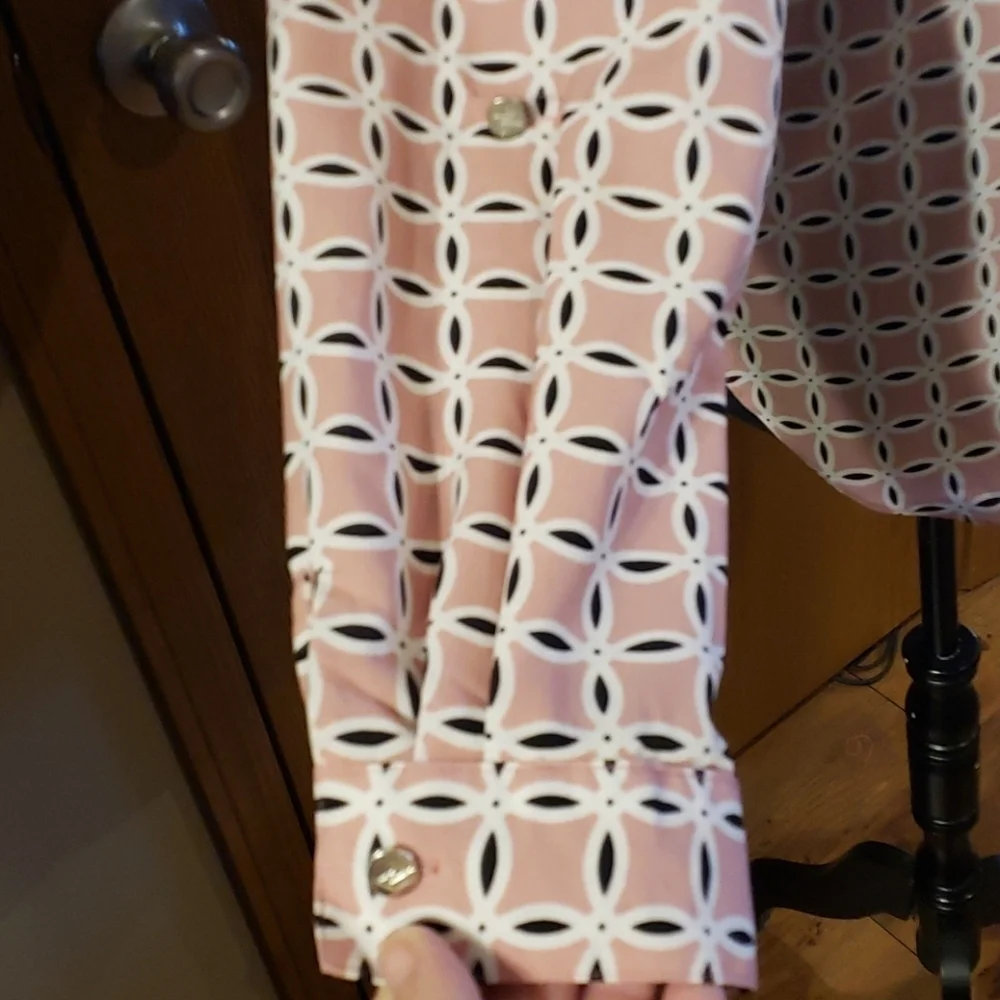 Adrienne vittadini light pink pattern button up - Picture 4 of 7